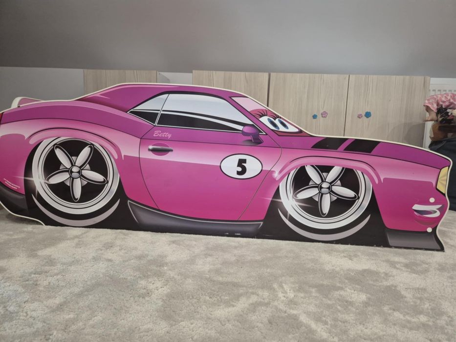 Pat forma masina roz