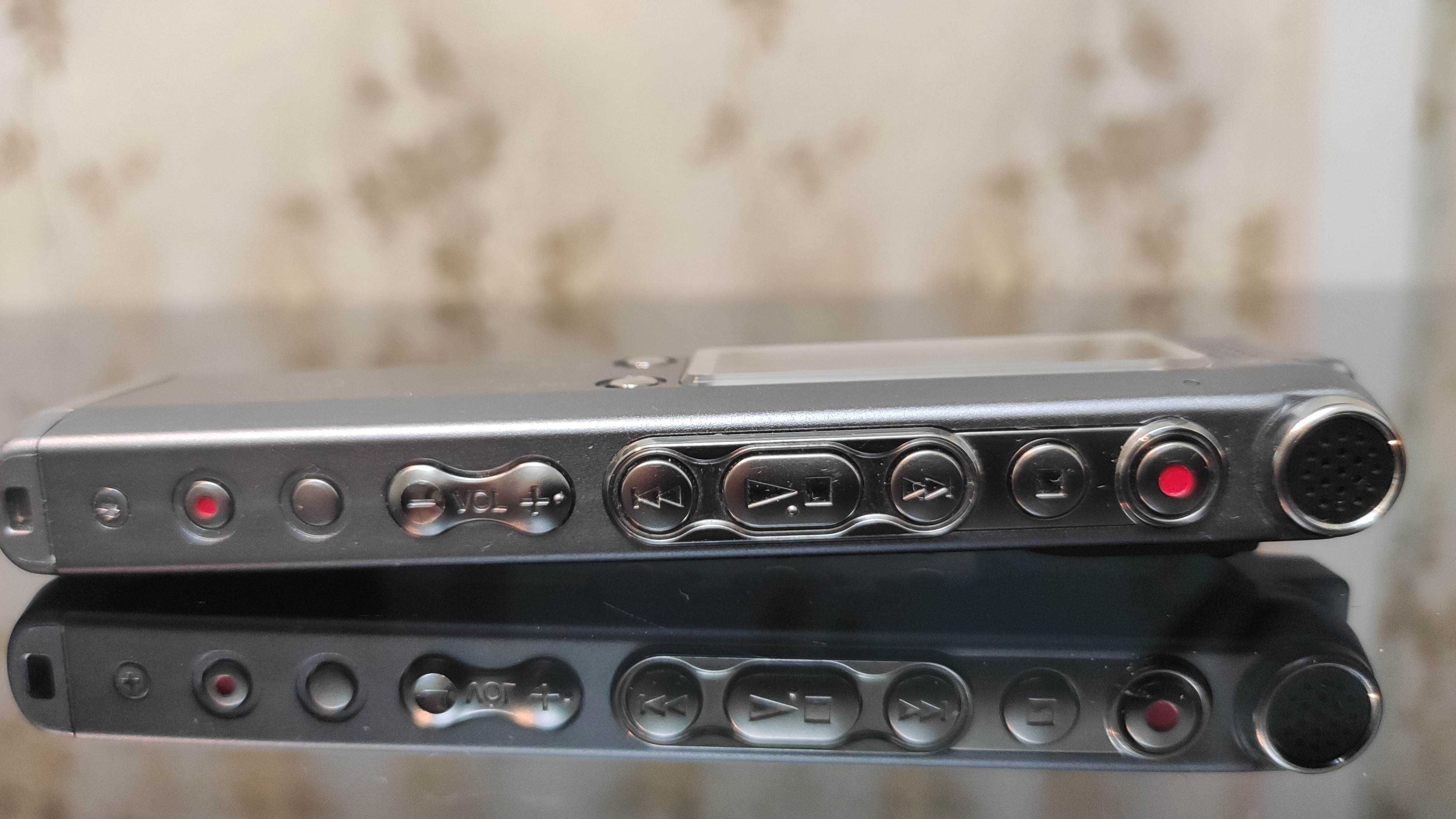 Sony ICD-SX67 цифровой диктофон