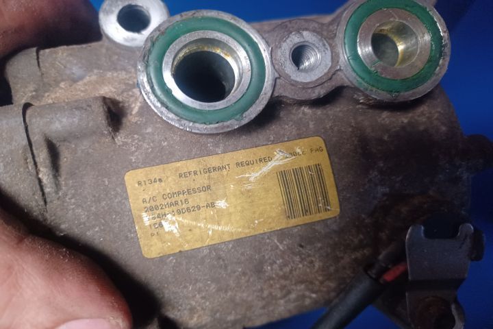 Compresor AC YS4H19D629AB Ford Focus 1 [1998 - 2004] wagon 5-usi 1.6
