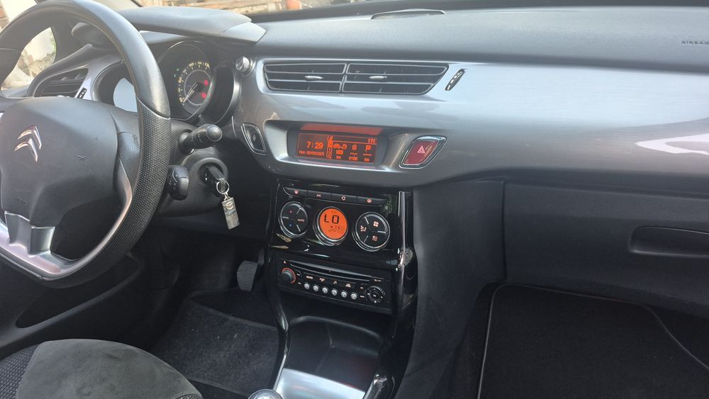 Citroen C 3 Exclusive 2011 1.4 E 5 Panorama Zoll