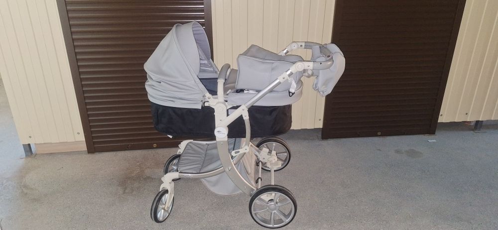 Детская коляска,  осень -зима