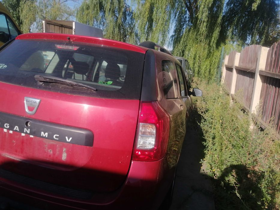 Dezmembram Dacia Logan MCV
