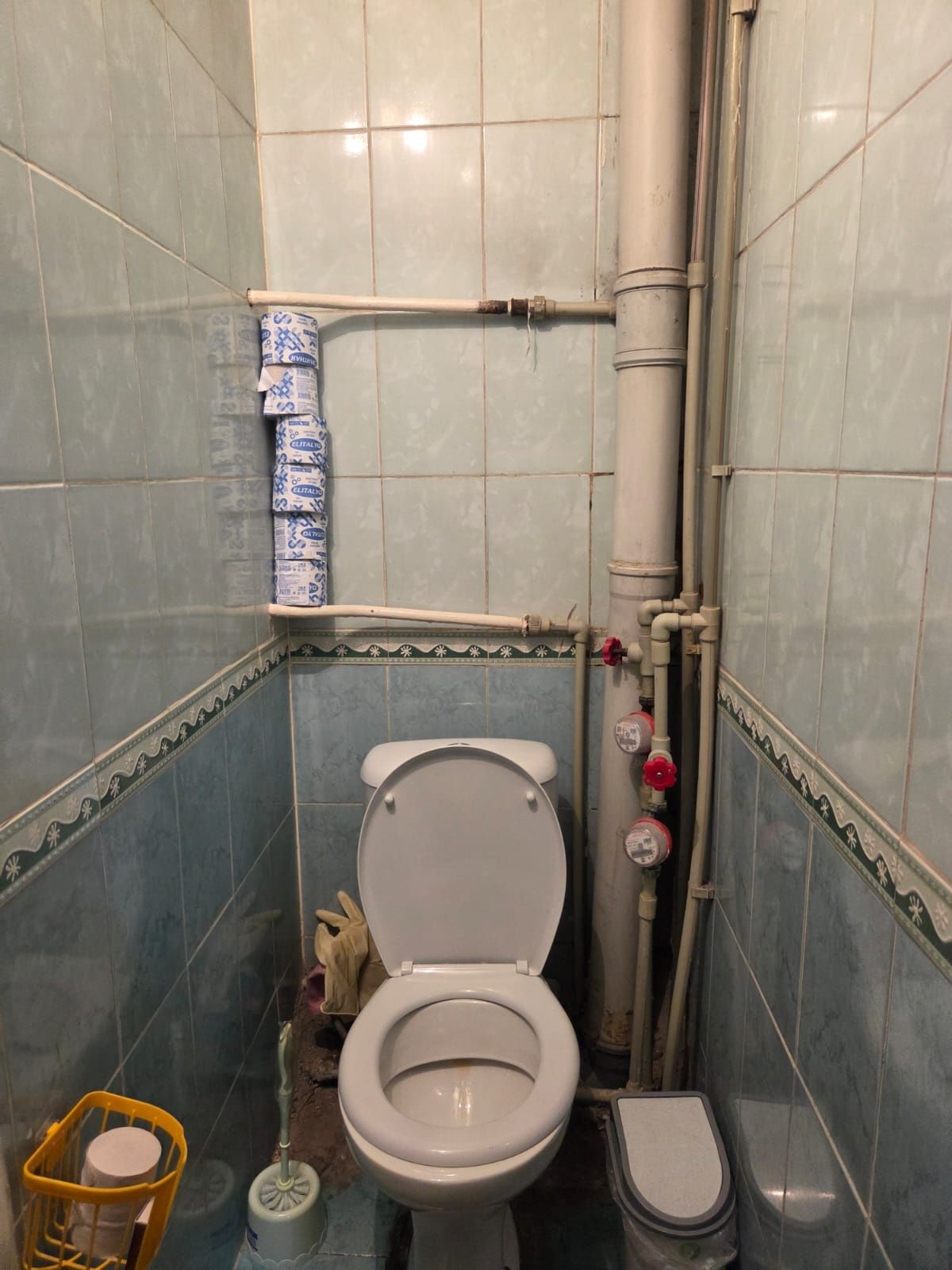 2-комн., 4 мкр., 3 этаж (не угол)