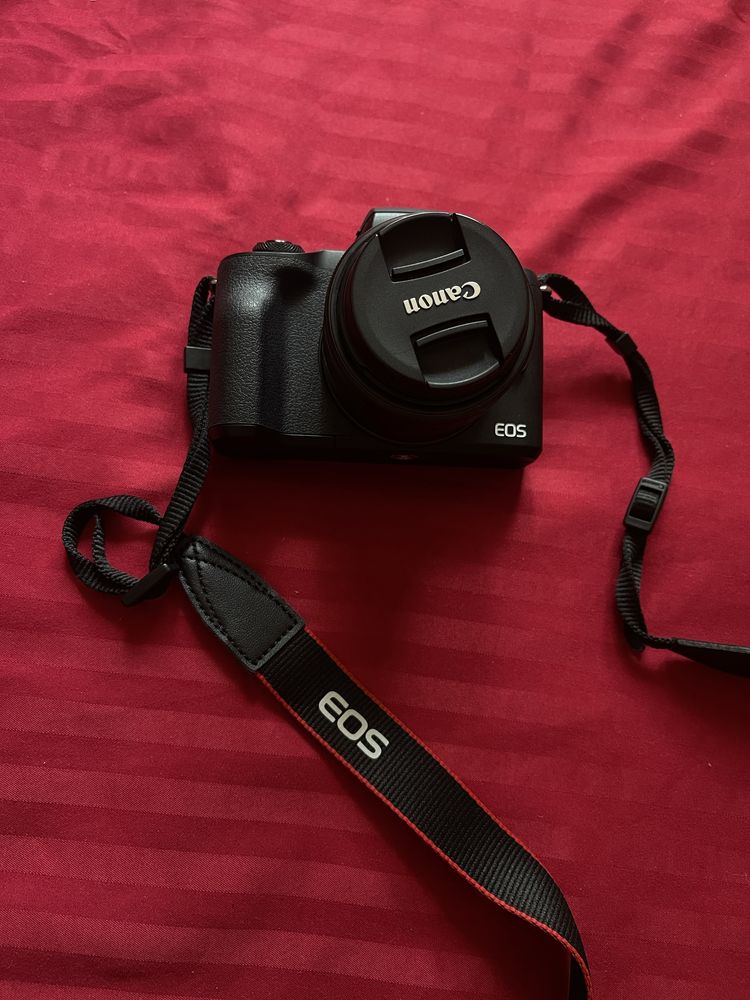 Canon mirrorless eos m50