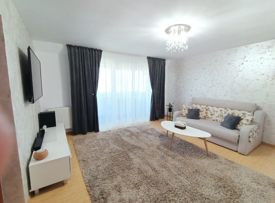 PF Vând apartament 2 camere curte privată