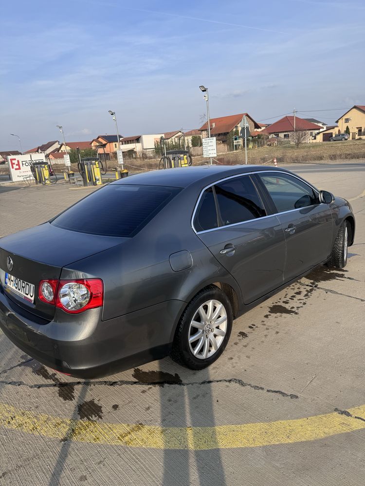 Volkswagen jetta  2008