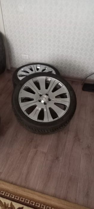 Диски с пакрышкой 20 размером резина все сезонная