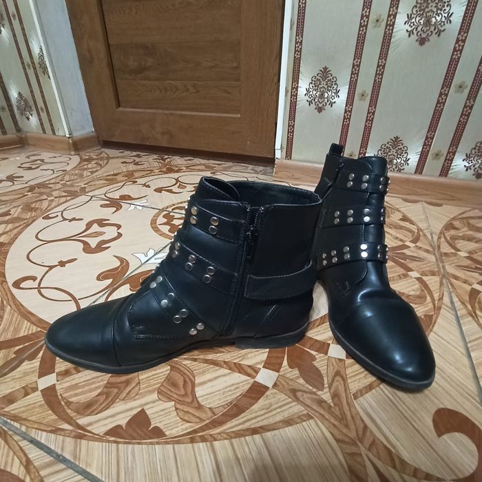 Продаются полусапожки