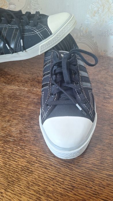 Adidas красовка. Женский обувь