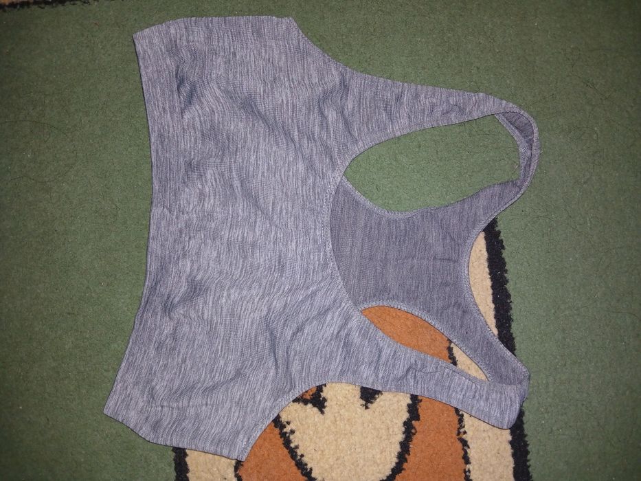 Распродажа! Новый. Бюстгальтер топ подростковый