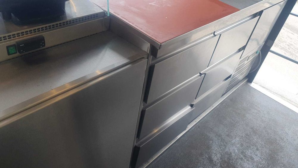 Vand Rulota Fast-Food / Food Truck