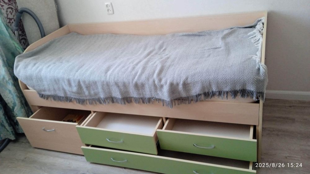 Кровать детский два штука