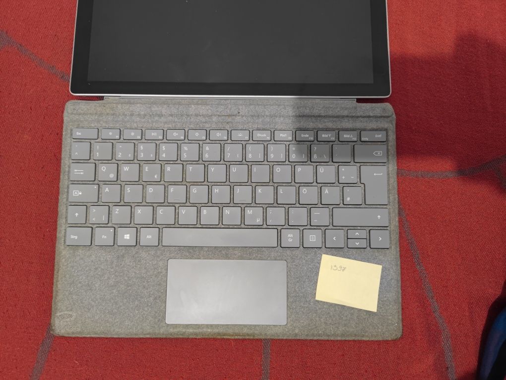 Microsoft surface pro 7