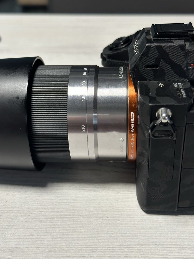 Sony alpha a7 r III + 55 210 mm линза