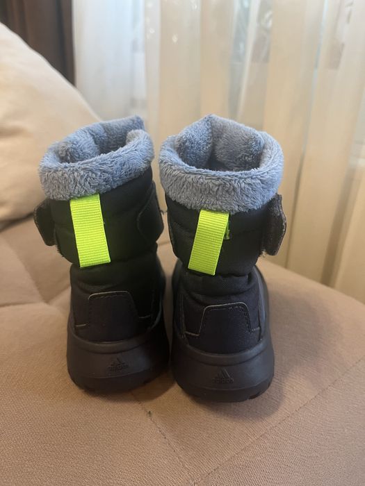 Детски апрески adidas 22-номер