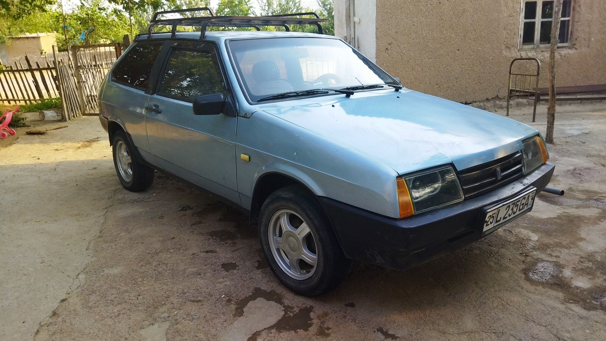 Lada Vaz 2108 hatchback