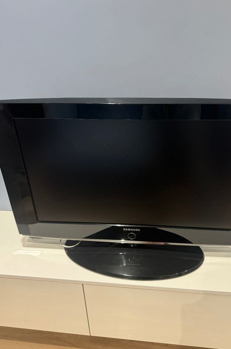 Телевизор Samsung LE32S81B