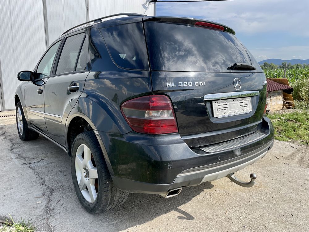 На ЧАСТИ  Mercedes-Benz Ml 320 CDI W164 2007г  harman/kardon теглич