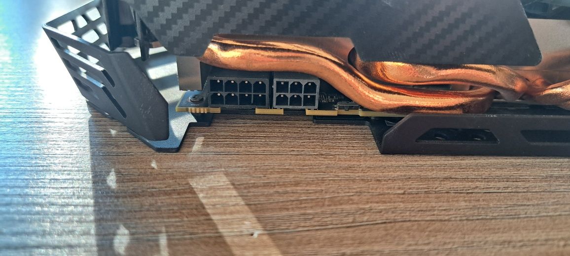 Placă video XFX AMD RX590 8gb