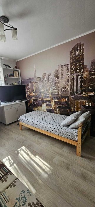 3 комн. кв. "болгарка" с отличным ремонтом в центре Старого города