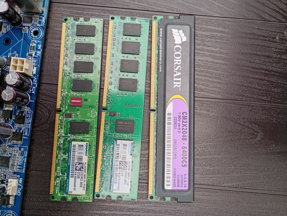 Placă de bază Gigabyte Ga-945p-s3 Socket 775