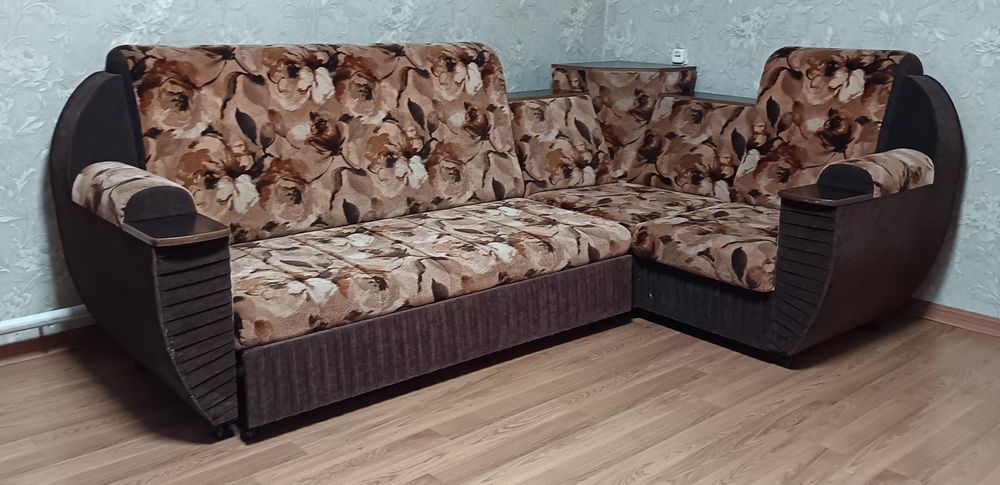 Продам диван и кресло