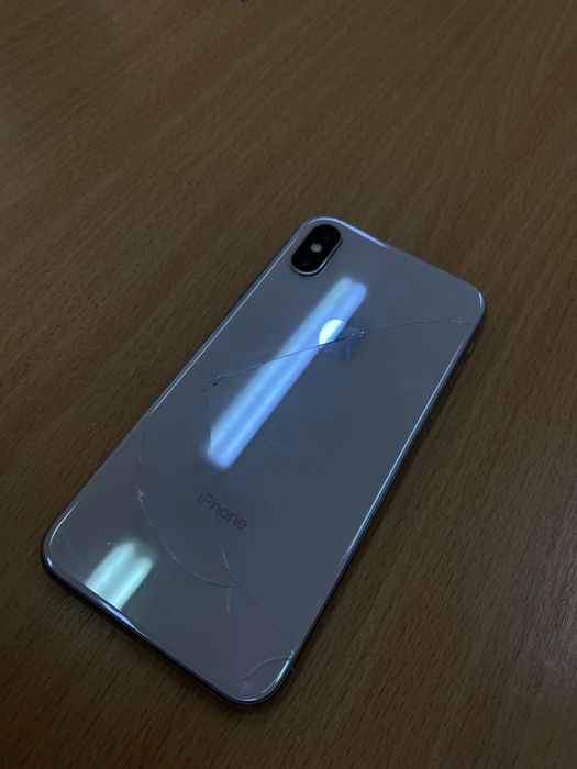 Iphone X в хорошом состояний