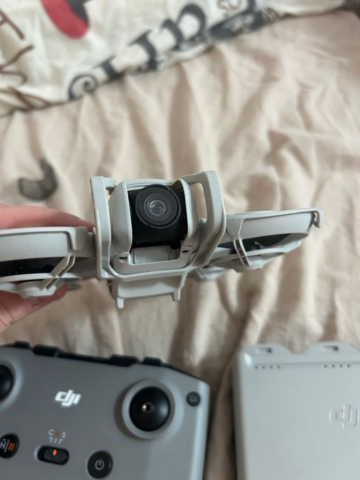 Дрон DJI NEO как-то нов