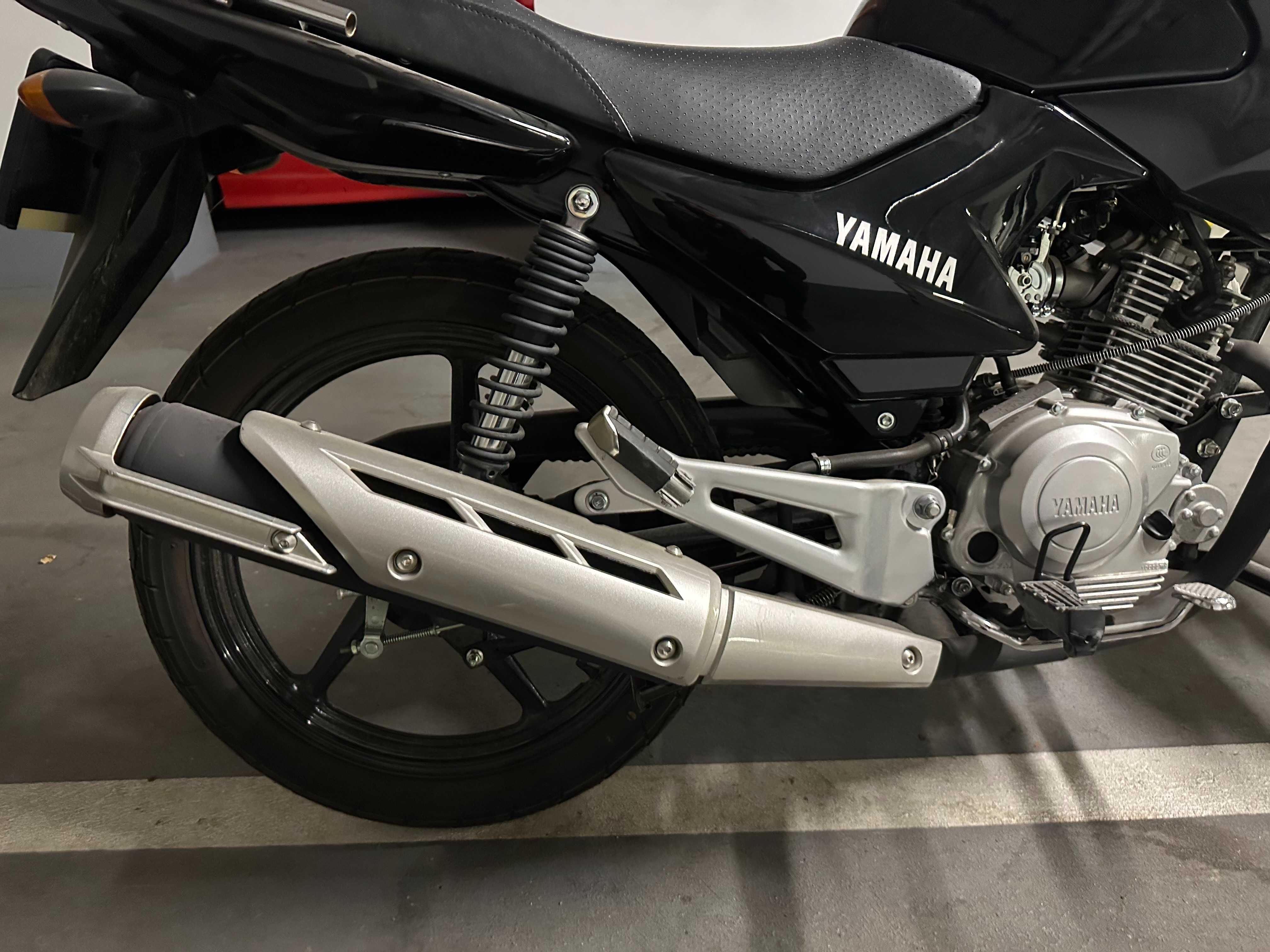 YAMAHA YBR 125 cc, 420 KM