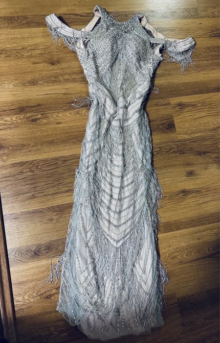 Rochița din franjuri mărgele