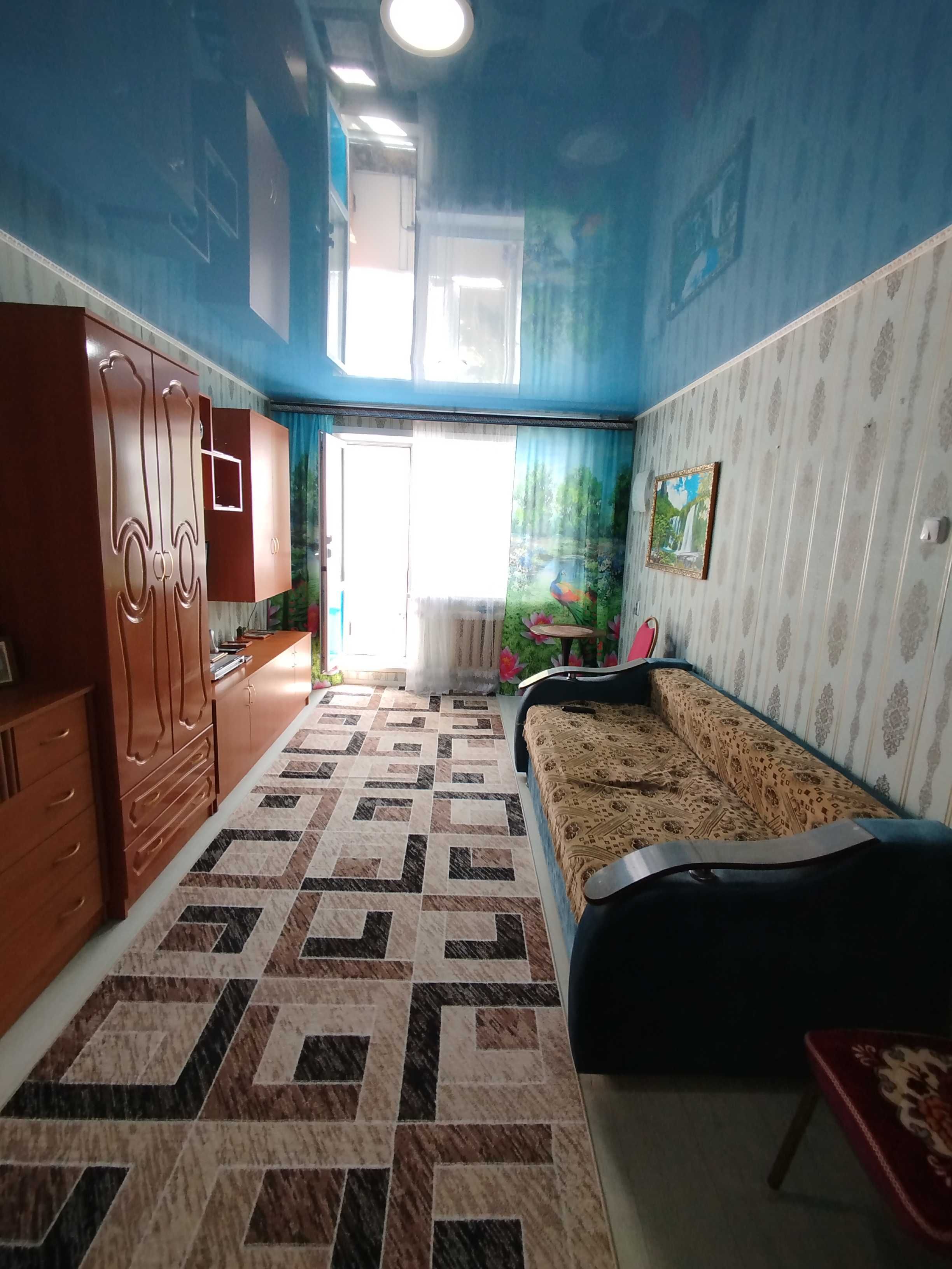 Продам 1 комнатную квартиру, 6 мкр. Центр города!