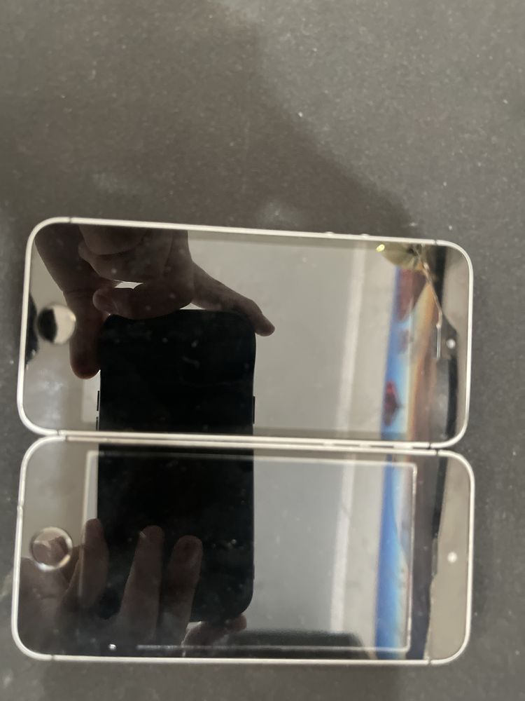 iphone 5 один не работает другой заблокирован
