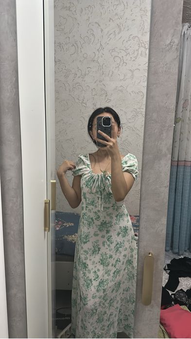 Женское длинное платье