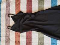 атласное длинное платье с выырезом