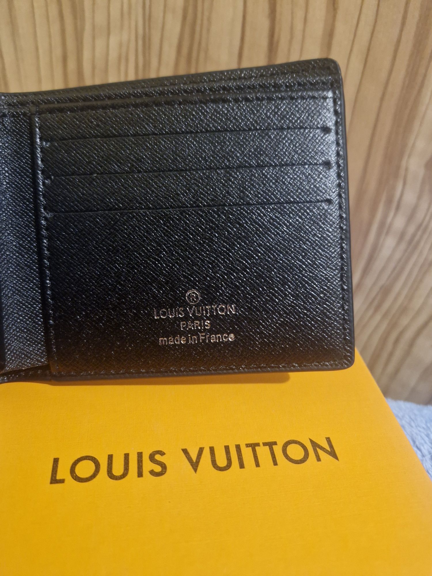 Мъжко портмоне Louis Vuitton