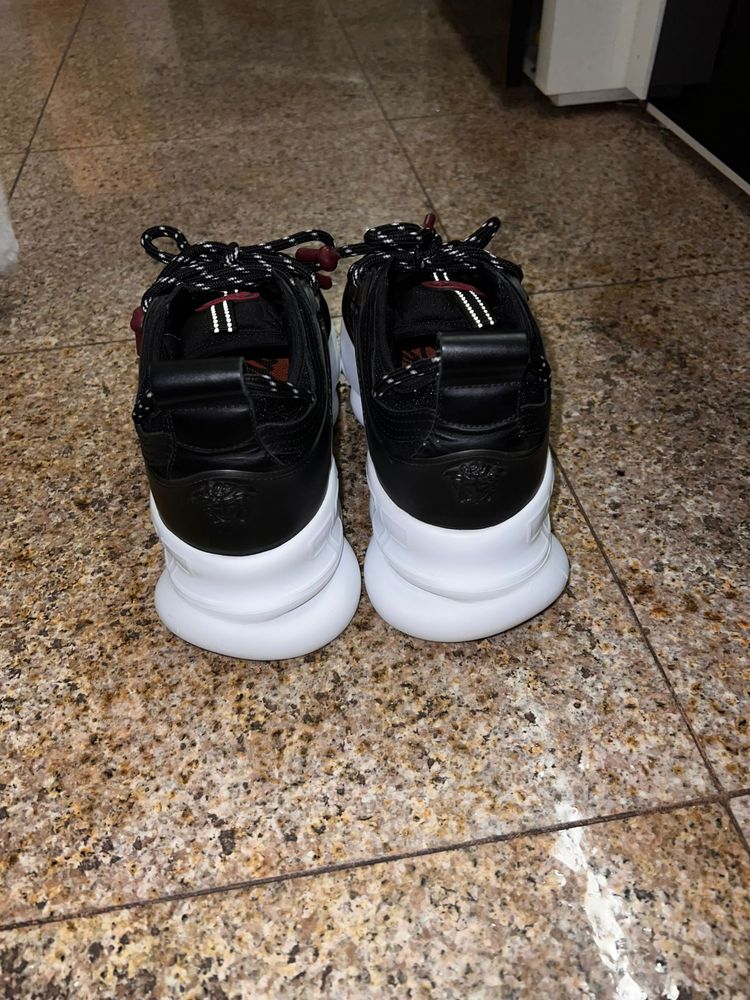 Versace Chain Reaction Alb Negru