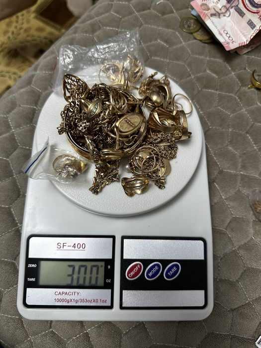 Продам золото по 40 тыс за грамм