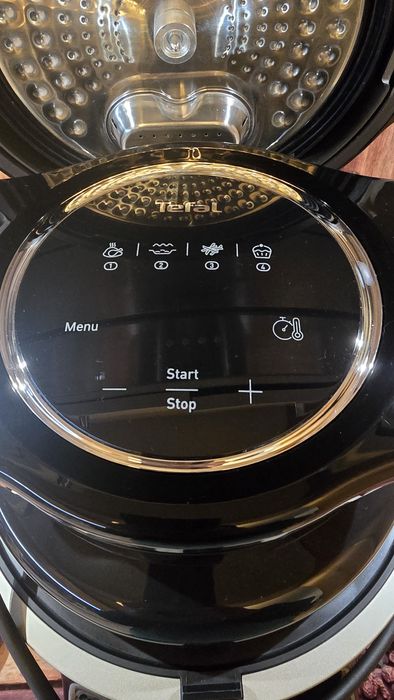 Мултикукър Tefal cook 4 me touch + запичащ капак Tefal