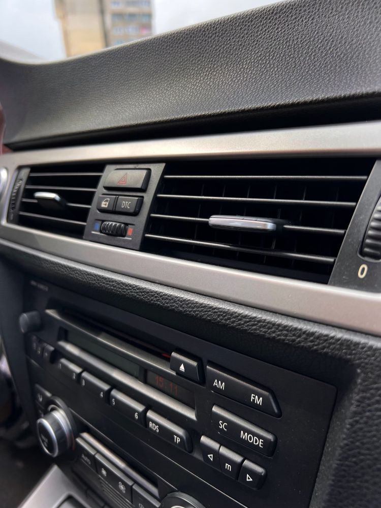 Bmw 325xi e90 за продан