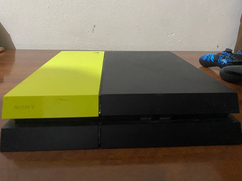 Plastation 4 sotiladi