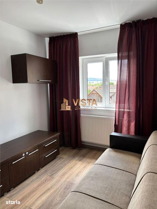 Se inchiriaza apartament renovat cu 2 camere, etaj 1, in Rupea, jud Br