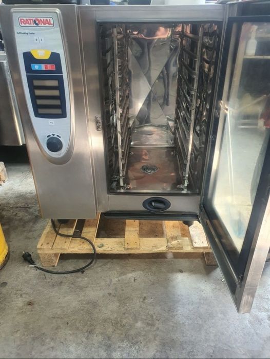 Cuptor convectie  Rational Capacitate  10 tavi