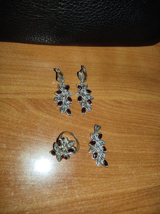 Серебряный комплект