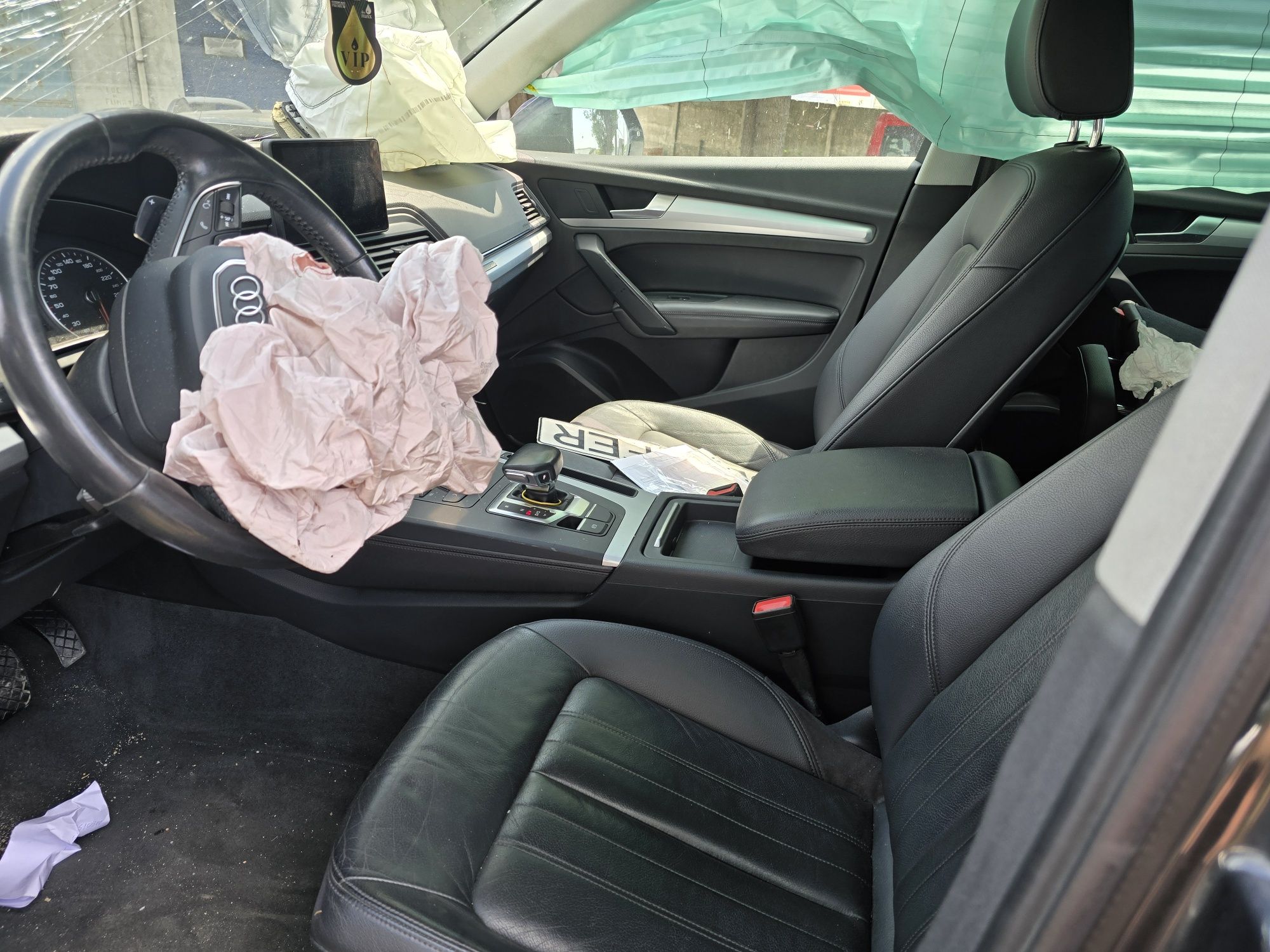 Audi Q5 quattro AVARIAT