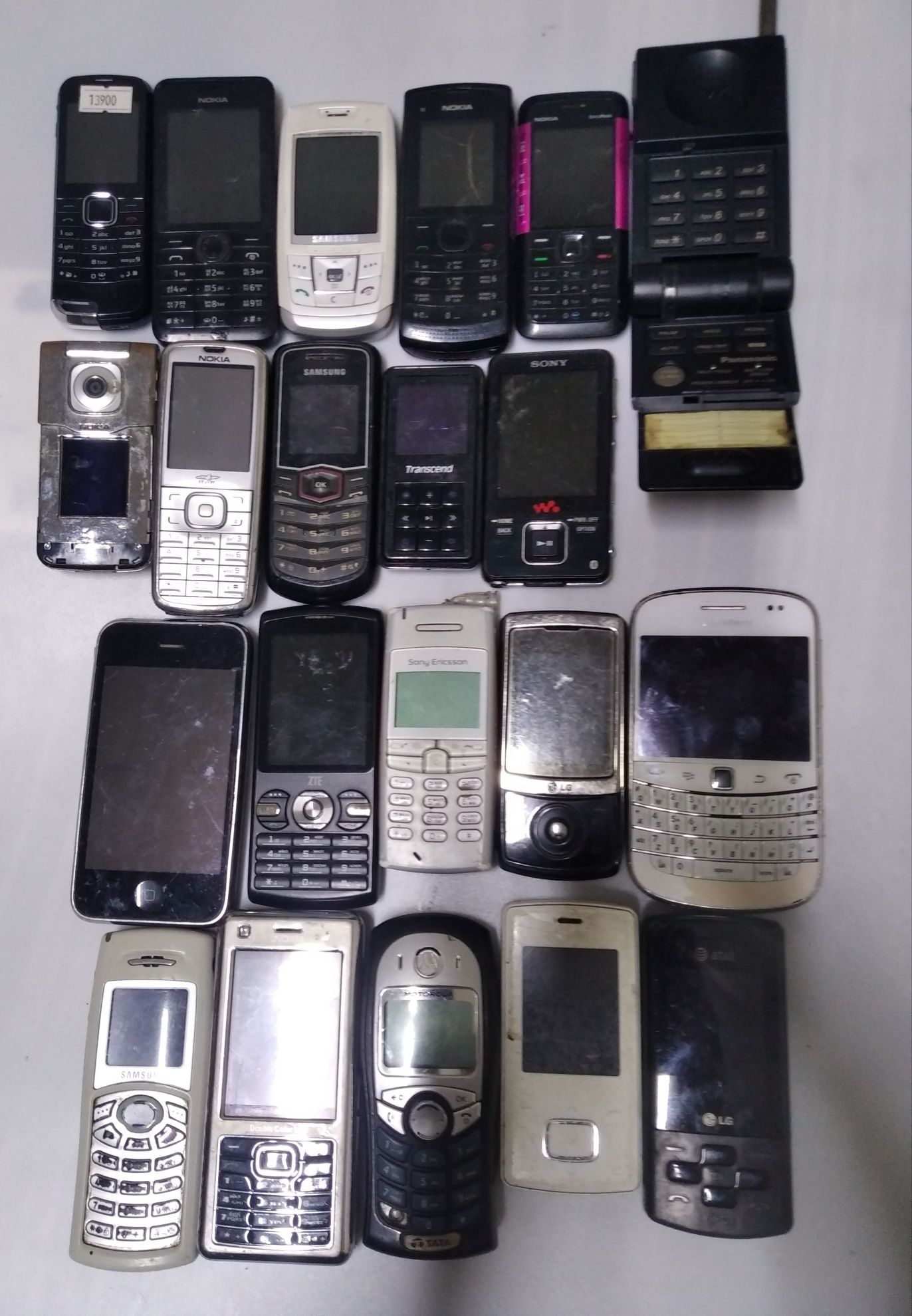 Продам телефон motorola