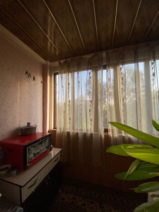 Продаётся 1 комнатная квартира, . в кирпичном доме .