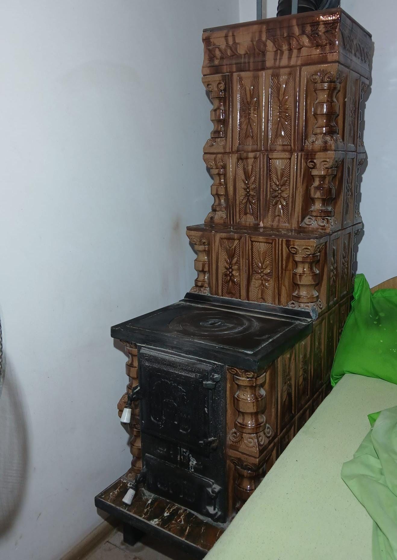 Sobă de teracotă