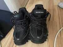 Balenciaga marimea 39 vand urgent 600 de lei negociabil