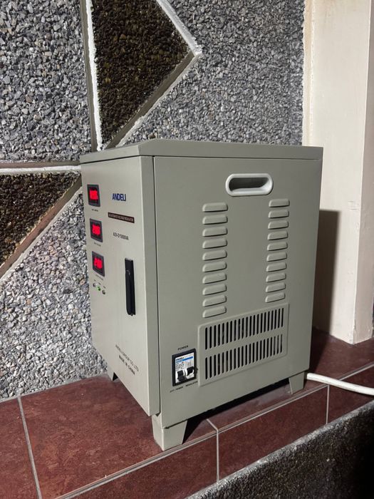 Stabilizator ANDELI D-15000VA