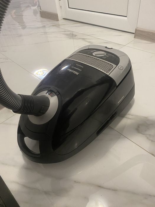 Прахосмукачка Miele